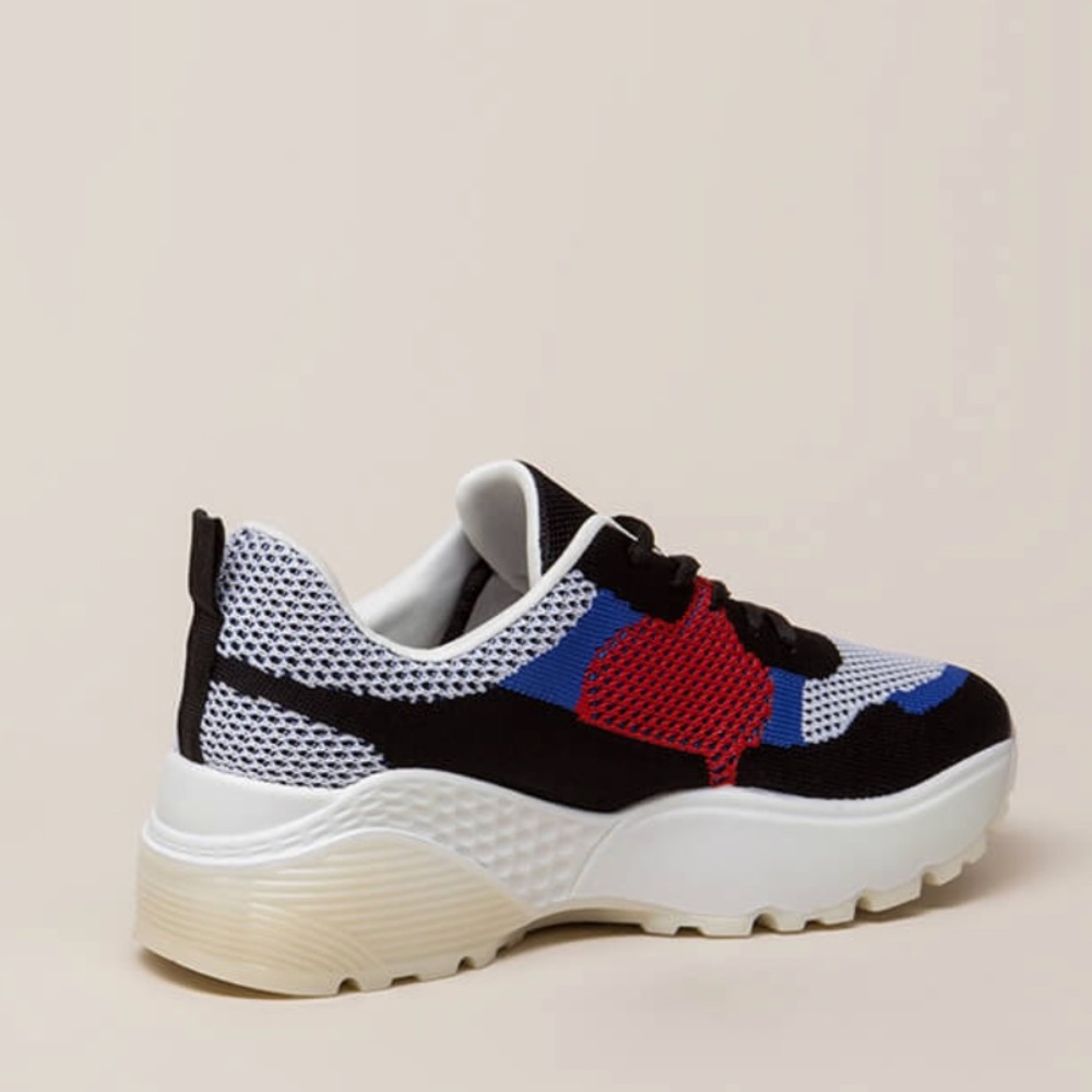 🌺HP🌺 Colorblock Sneakers - Picture 7 of 8